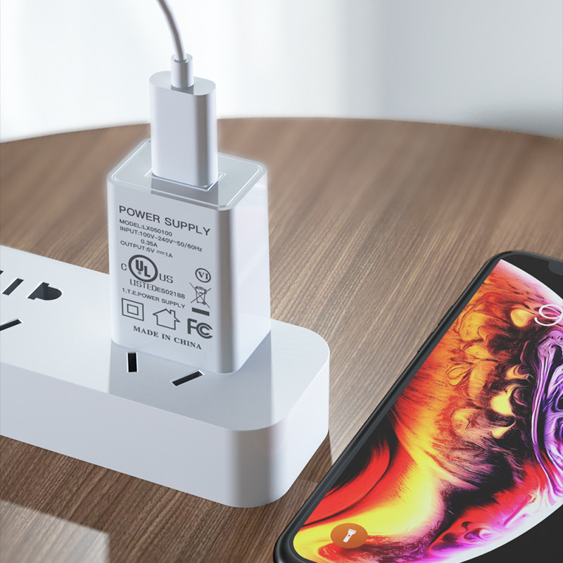 Suitable for home and travel DOE6 5 v1a 5 v 1 a 5 v 1 amp wall charger