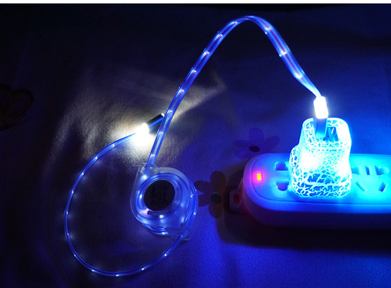Crackle design colorful white red blue green 2.1A LED luminous travel home dual 2-port USB wall-mounted phone charger