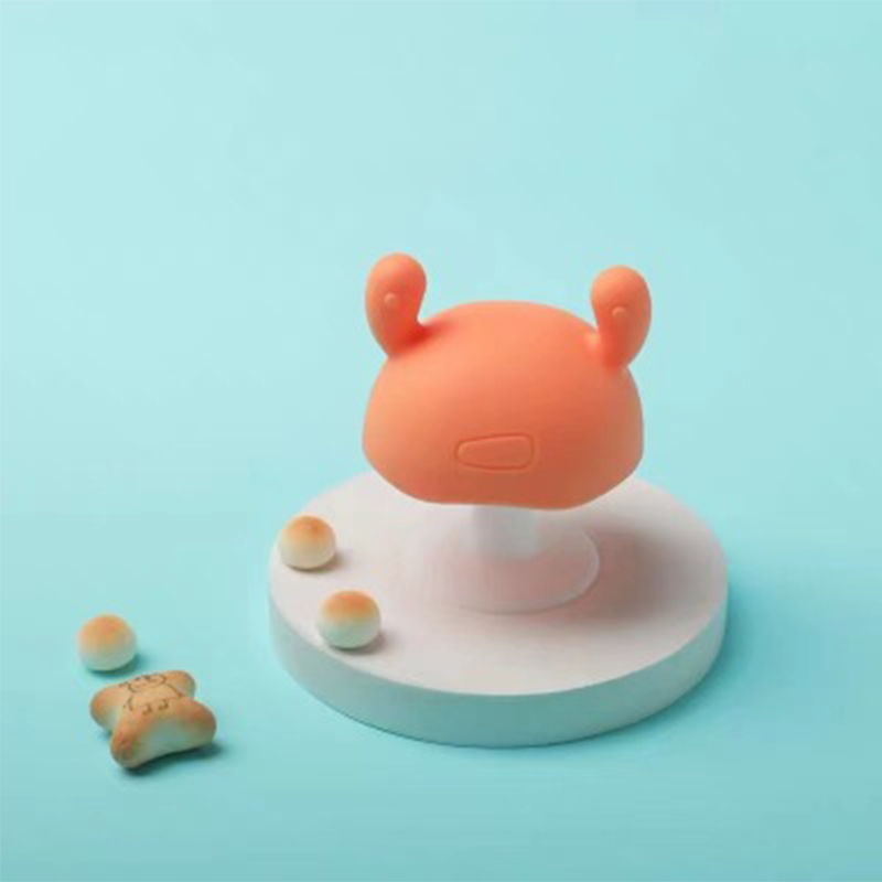Soothe baby cartoon pig mother liquid silicone mushroom tooth gum