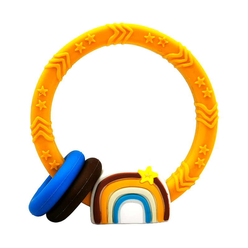 Hot selling crochet elephant teething wooden ring sensory toy baby teeth-gum