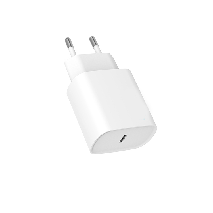 Free shipping 20W 12V 1.5a New technology product USB fast battery mobile charger