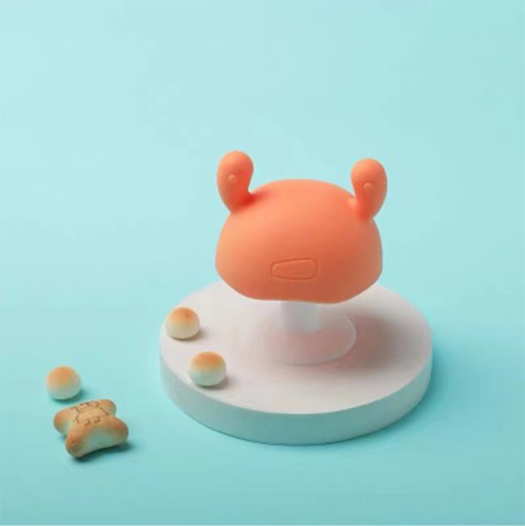 Soothe baby cartoon pig mother liquid silicone mushroom tooth gum