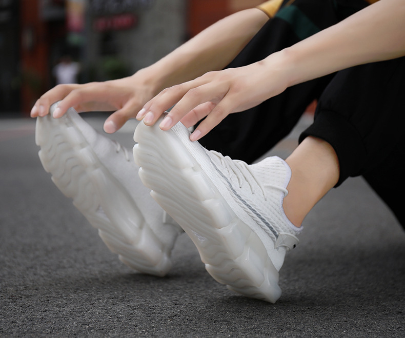 2021 new summer flying mesh casual shoes