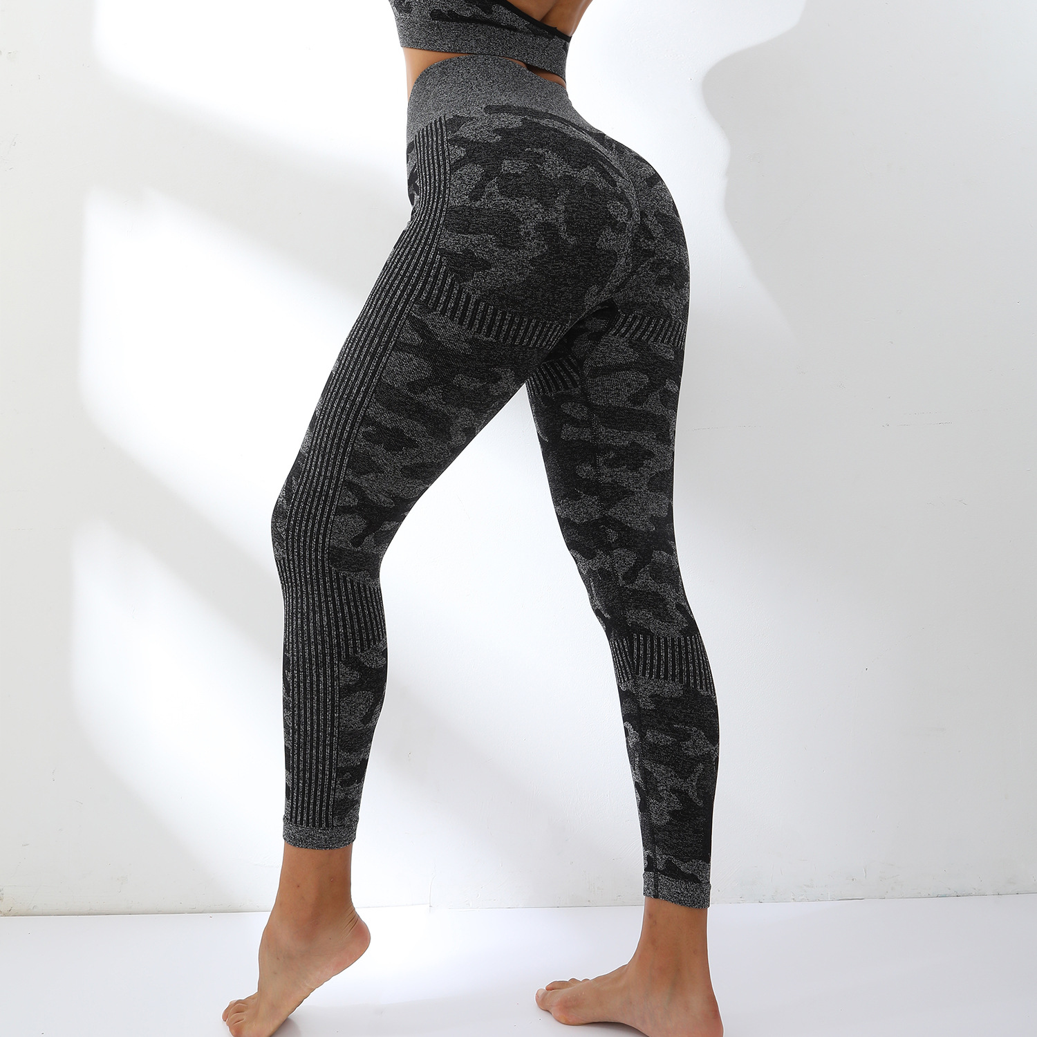 Moisture wicking hip lifting running fitness tight bottomed Yoga Pants