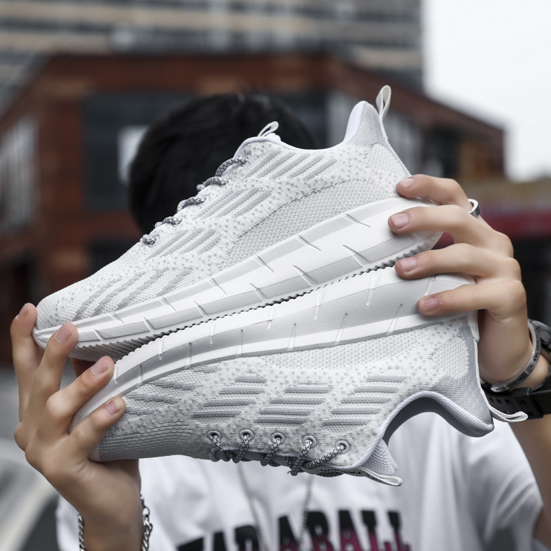 2021 new summer lightweight mesh fly knit men's shoes